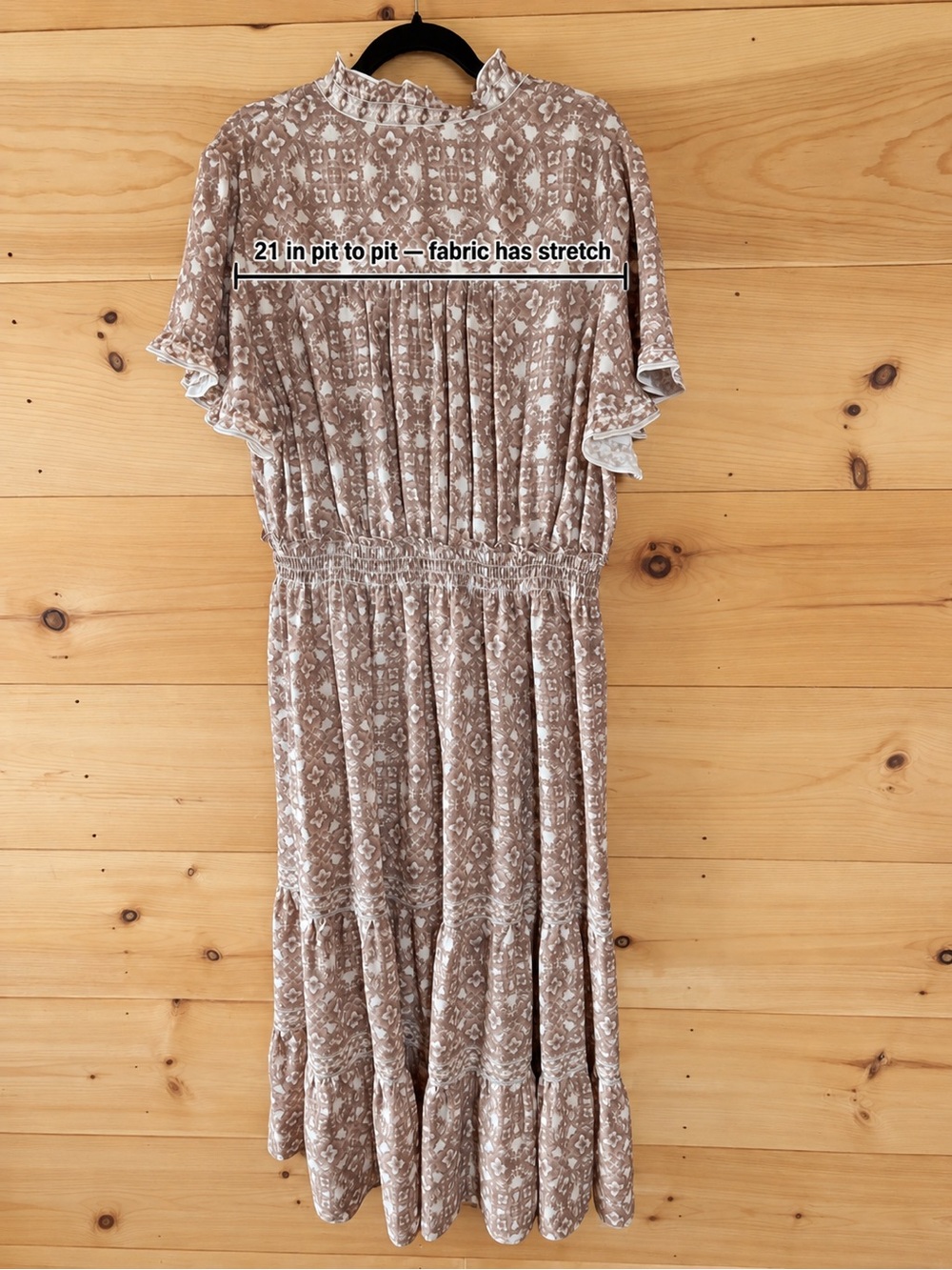 Max studio Plus Floral Tiered Maxi Dress in Taupe - Picture 6 of 6
